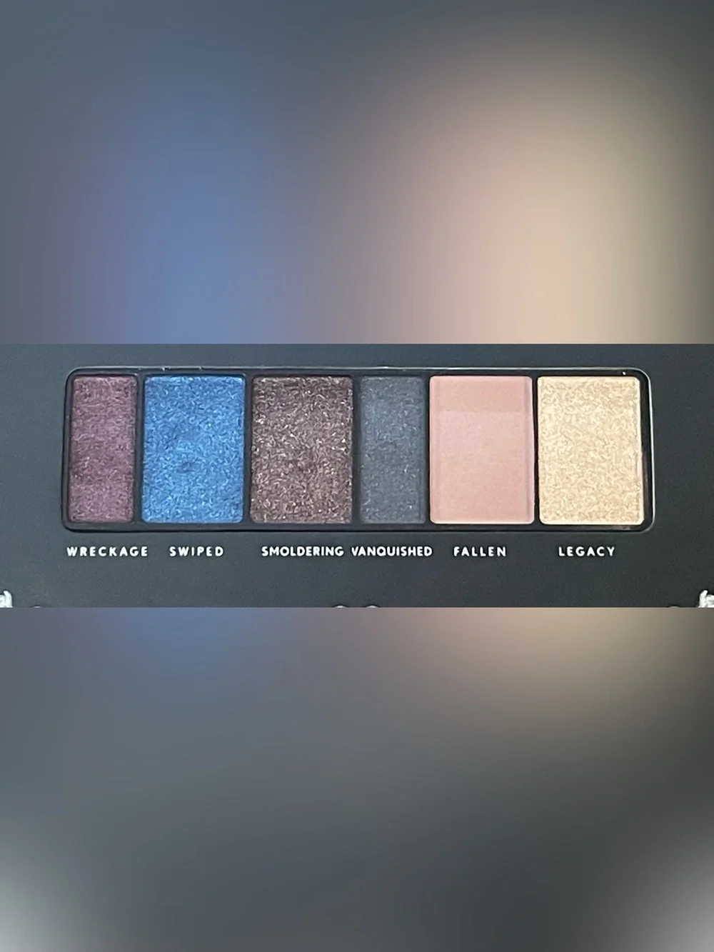 COVERGIRL Overthrown Eyeshadow Palette - Black